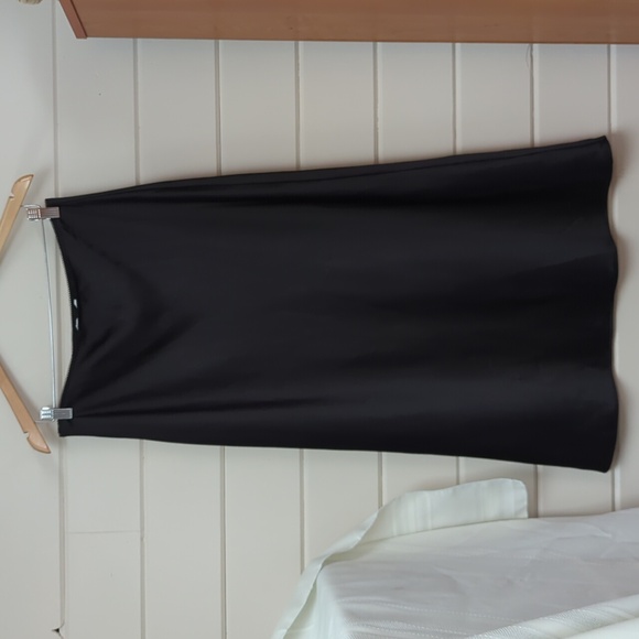 Topshop Dresses & Skirts - Satin maxi skirt, size 8